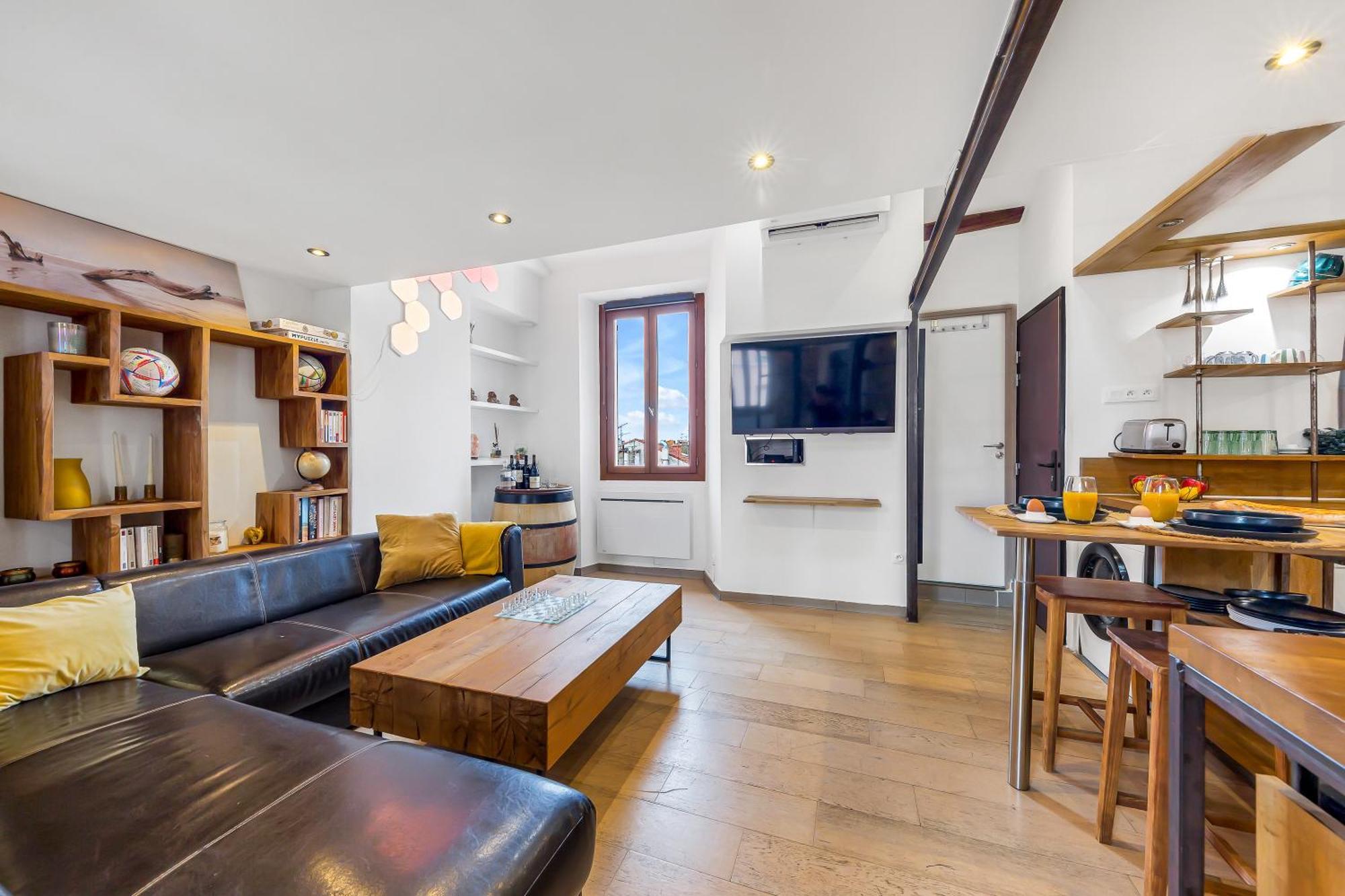 Loft And Suites Saint-Raphaël Екстериор снимка