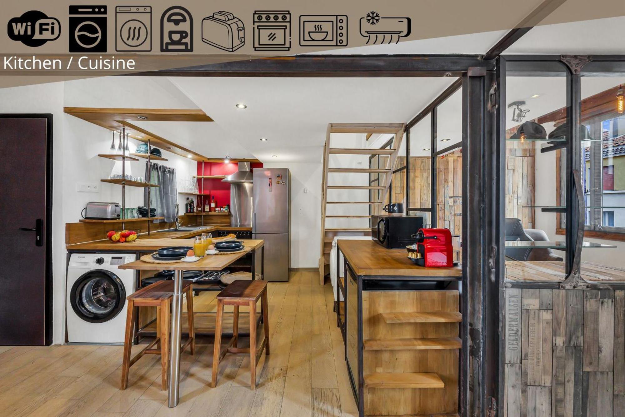 Loft And Suites Saint-Raphaël Екстериор снимка
