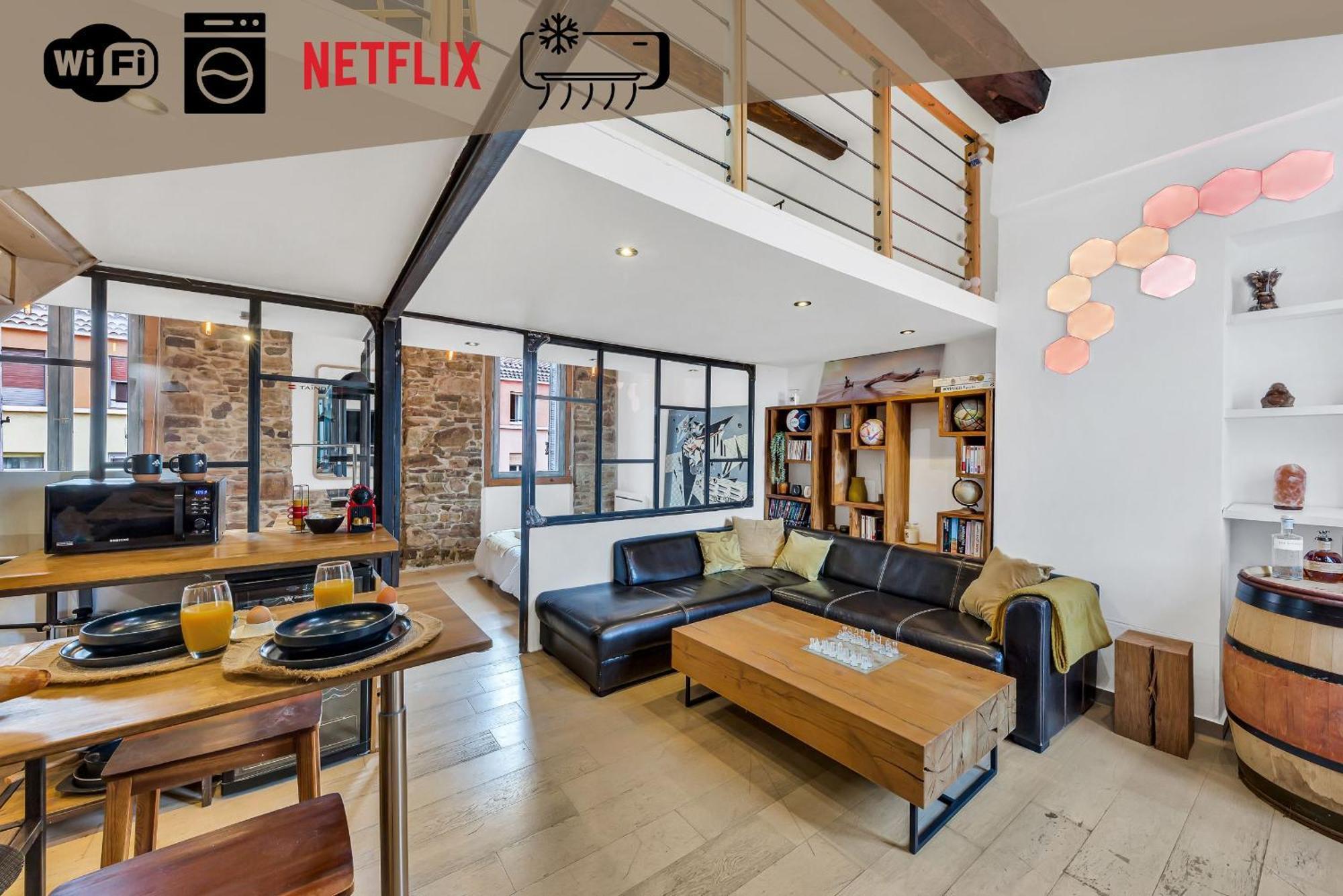 Loft And Suites Saint-Raphaël Екстериор снимка